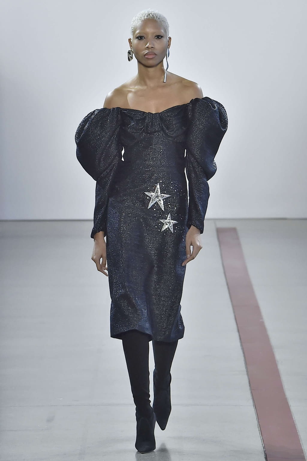 Fashion Week New York Fall/Winter 2019 look 32 de la collection Hellessy womenswear