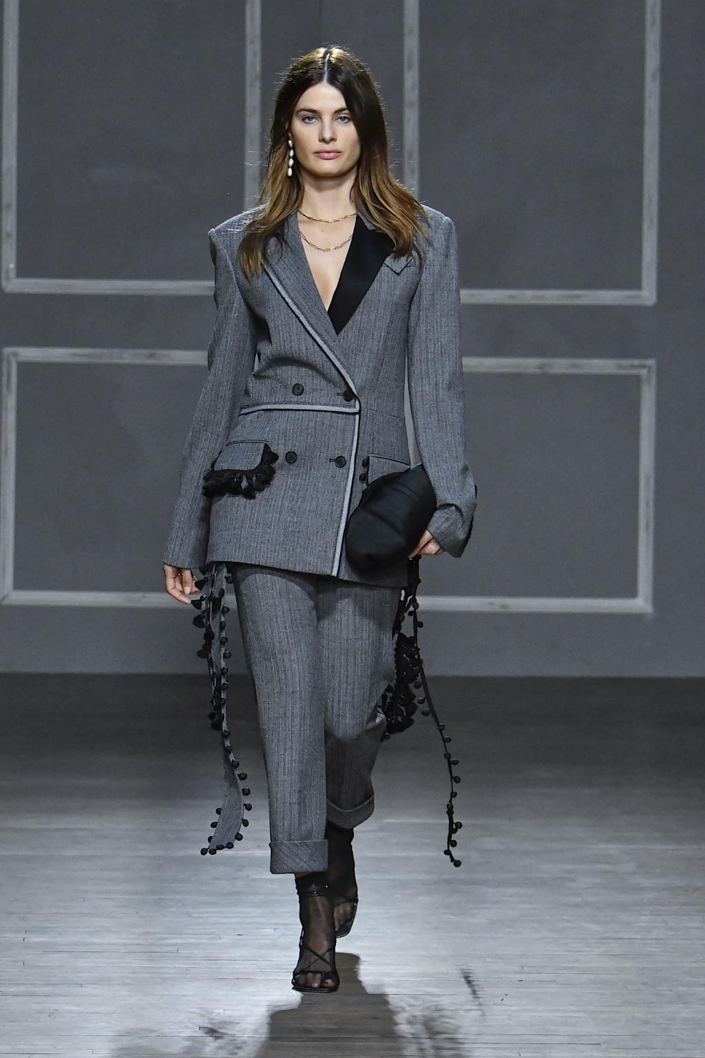 Fashion Week New York Fall/Winter 2020 look 1 de la collection Hellessy womenswear