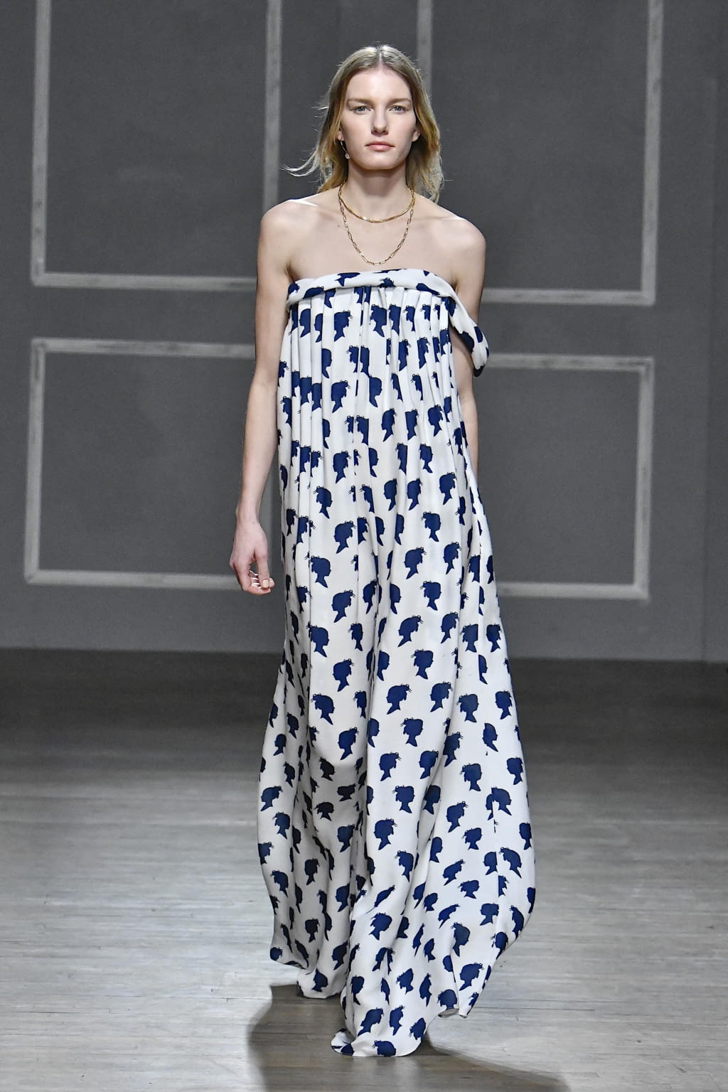 Fashion Week New York Fall/Winter 2020 look 14 de la collection Hellessy womenswear