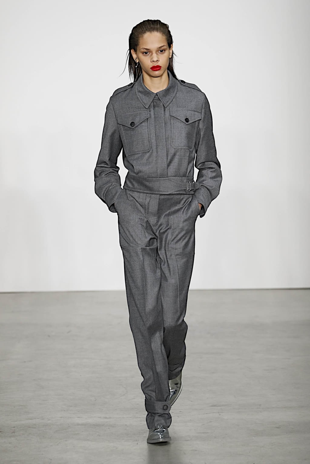 Fashion Week New York Fall/Winter 2019 look 5 from the Helmut Lang collection 女装