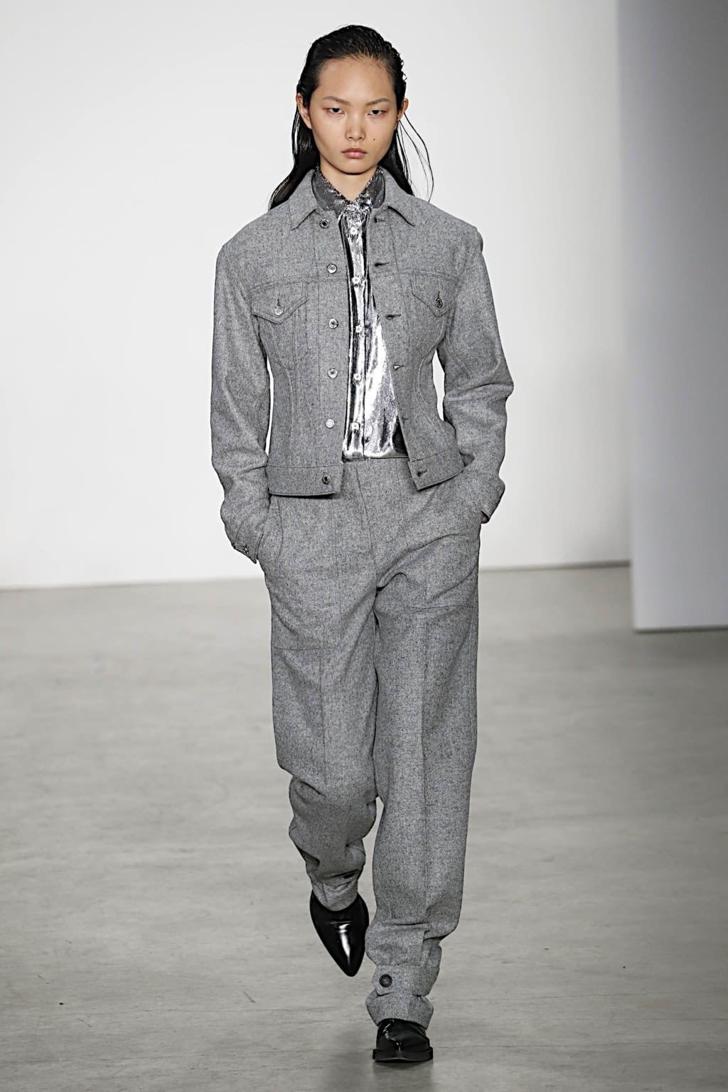 Fashion Week New York Fall/Winter 2019 look 7 from the Helmut Lang collection womenswear