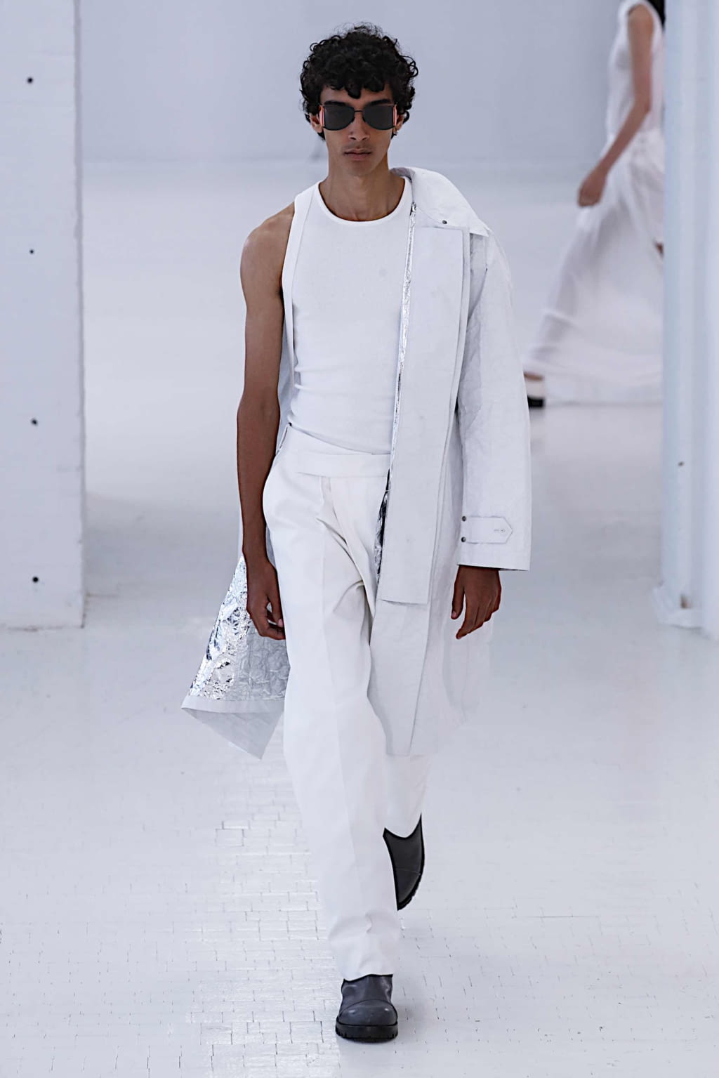 Fashion Week New York Spring/Summer 2020 look 8 from the Helmut Lang collection 女装