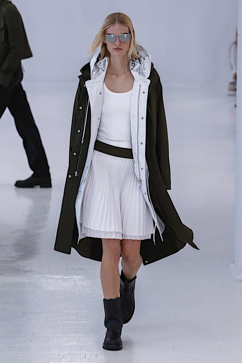 Fashion Week New York Spring/Summer 2020 look 13 from the Helmut Lang collection 女装
