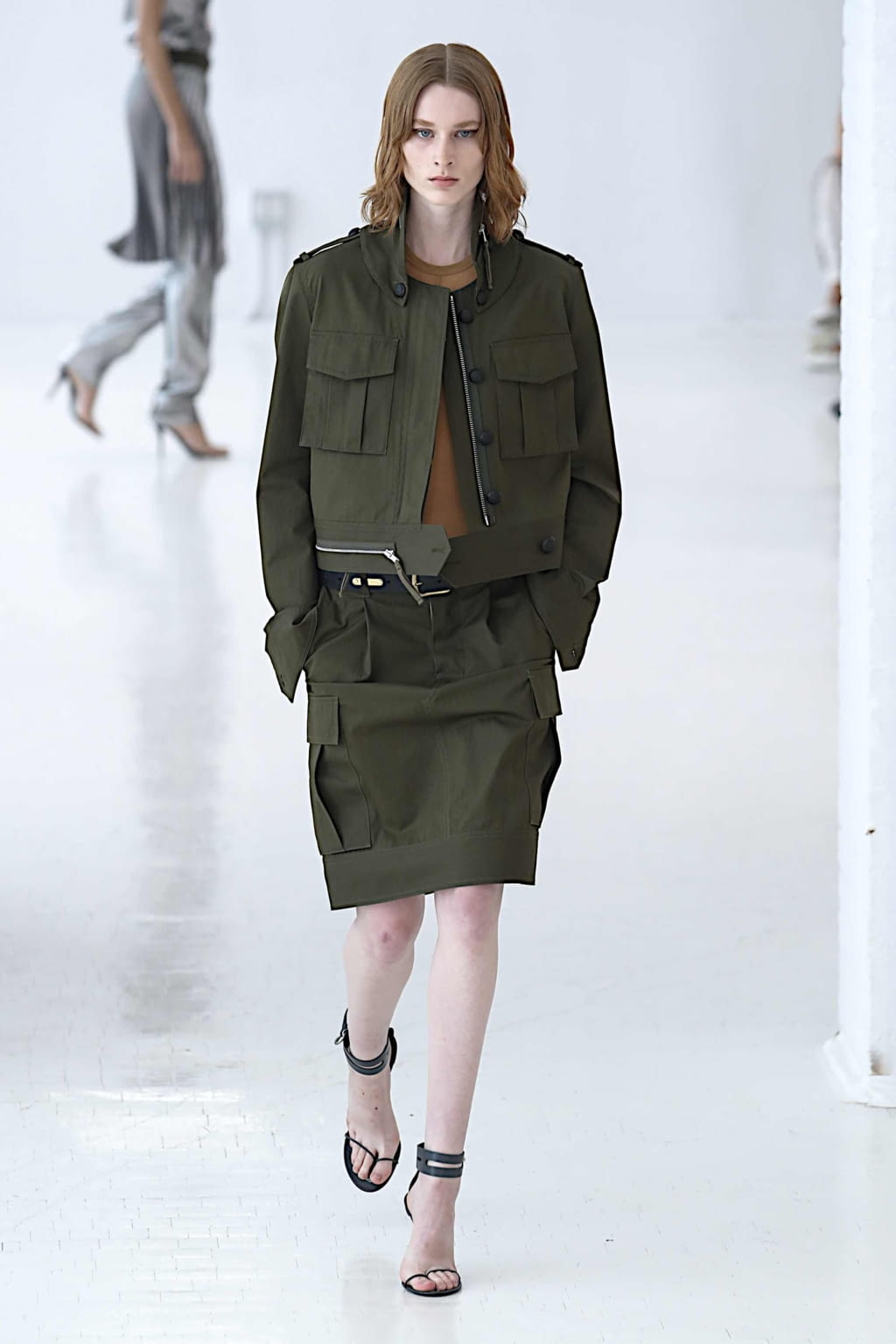 Fashion Week New York Spring/Summer 2020 look 16 de la collection Helmut Lang womenswear