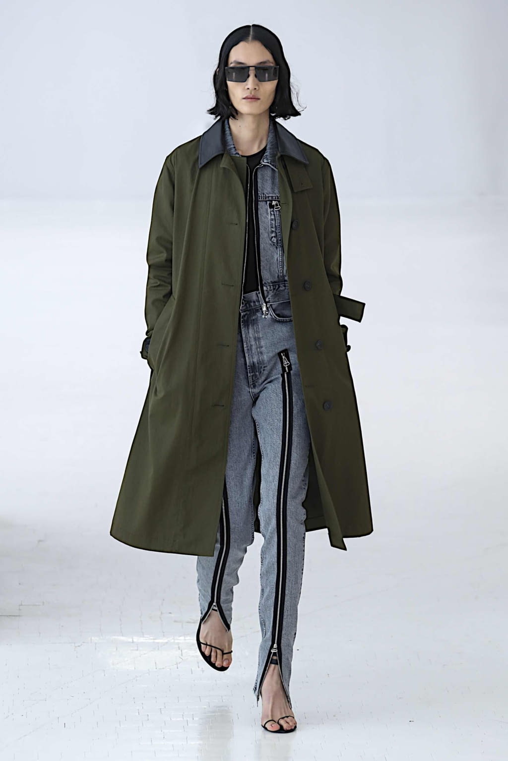 Fashion Week New York Spring/Summer 2020 look 18 from the Helmut Lang collection womenswear