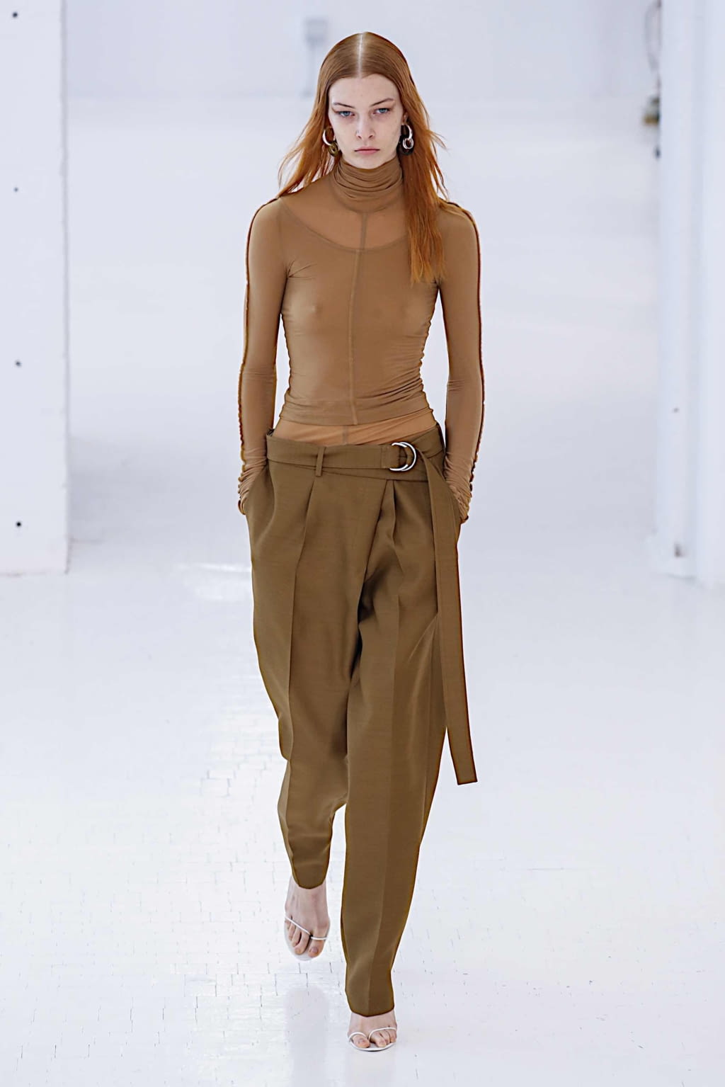 Fashion Week New York Spring/Summer 2020 look 22 from the Helmut Lang collection 女装