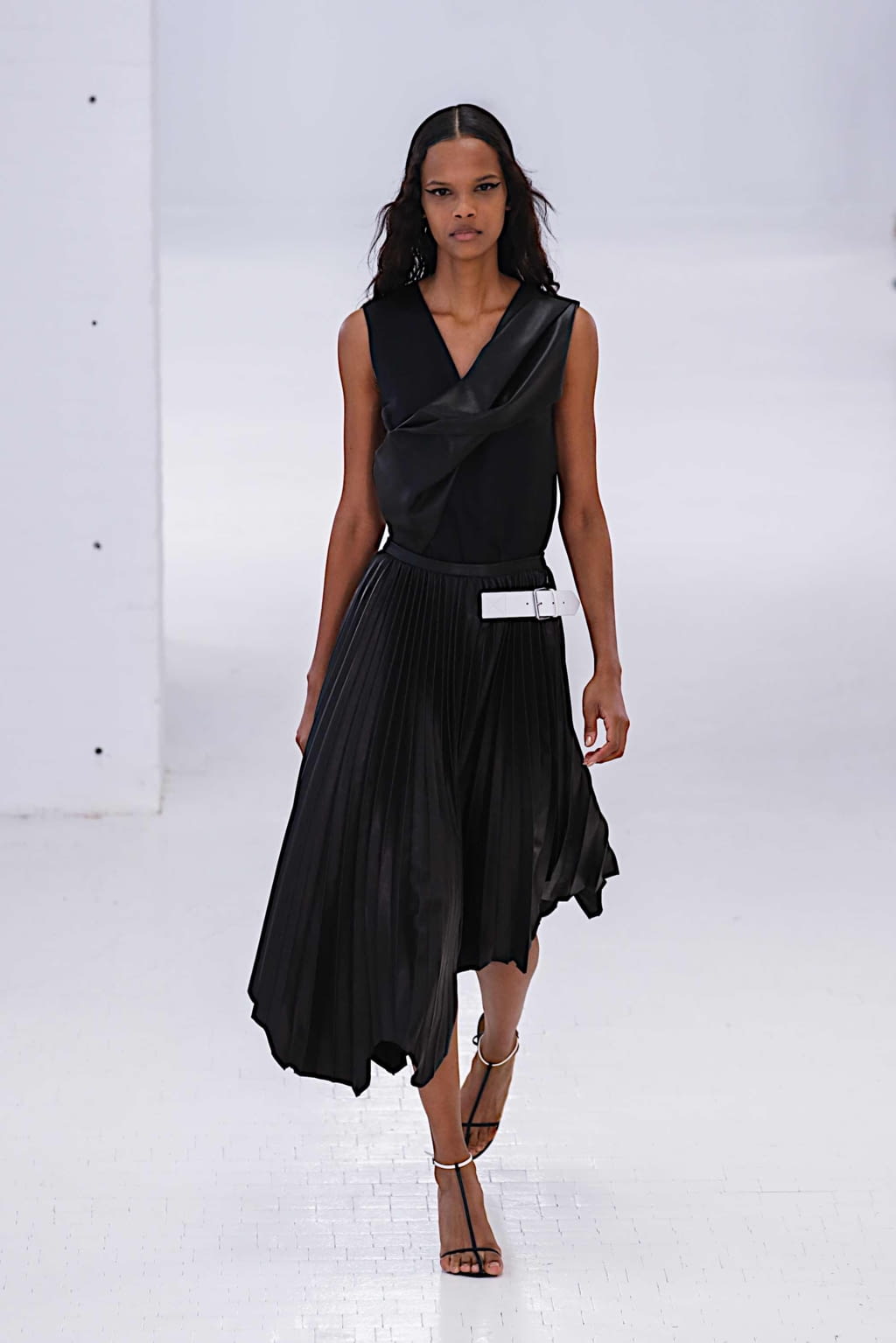 Fashion Week New York Spring/Summer 2020 look 39 de la collection Helmut Lang womenswear