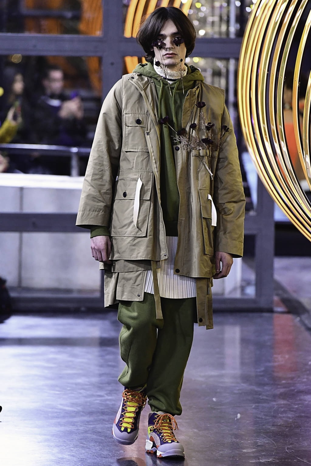 Fashion Week Paris Fall/Winter 2019 look 24 from the Henrik Vibskov collection 男装