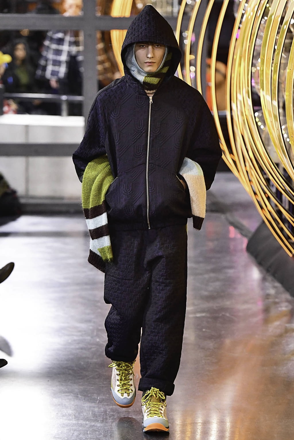 Fashion Week Paris Fall/Winter 2019 look 30 from the Henrik Vibskov collection 男装
