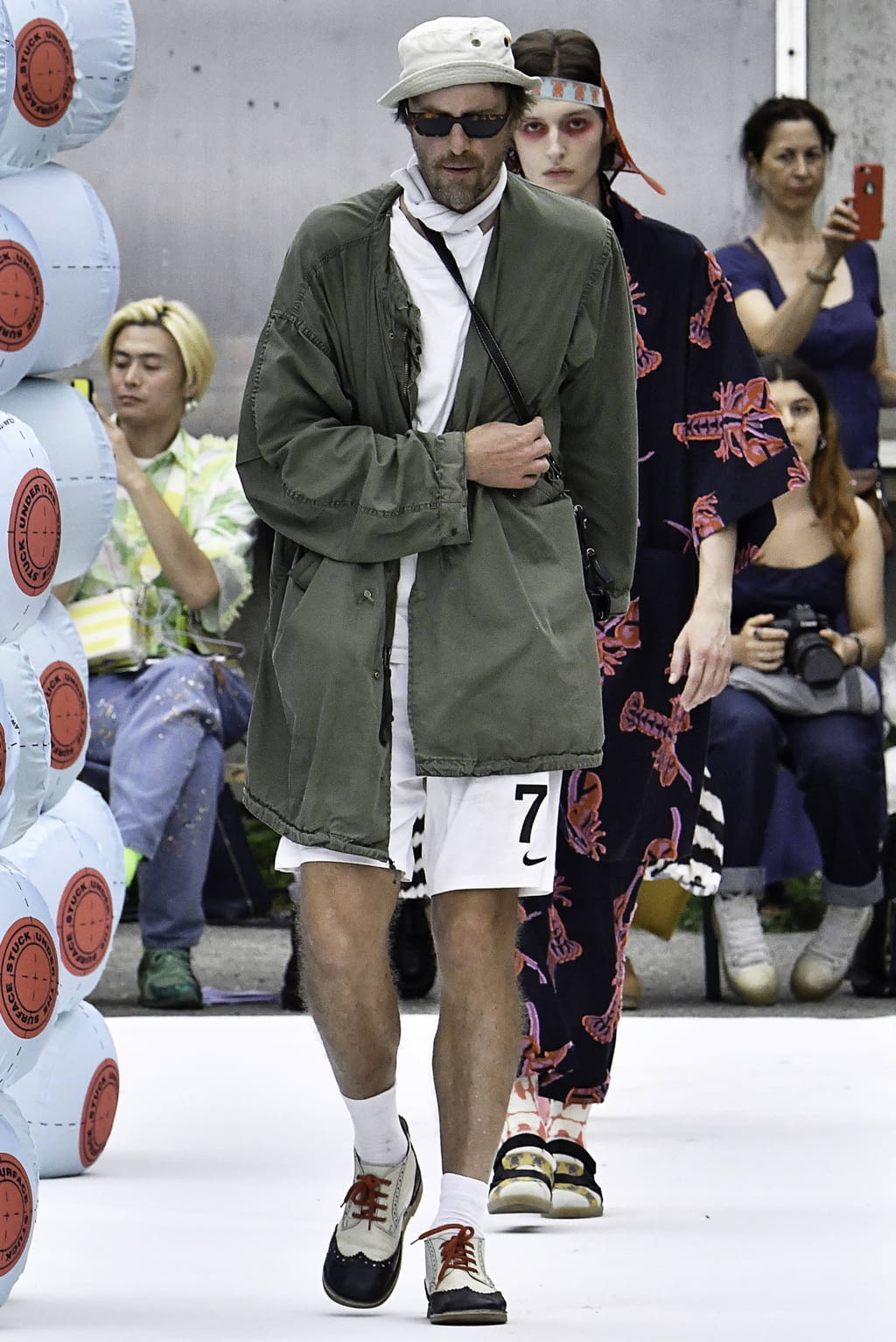 Fashion Week Paris Spring/Summer 2020 look 45 from the Henrik Vibskov collection menswear