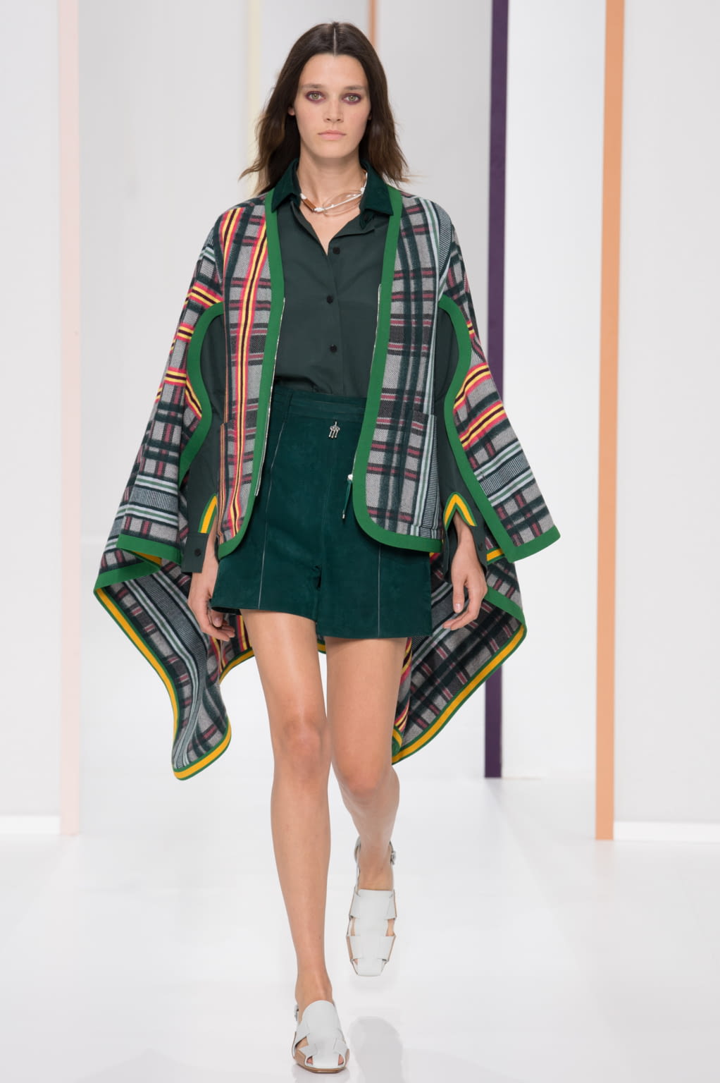 Fashion Week Paris Spring/Summer 2018 look 1 de la collection Hermès womenswear