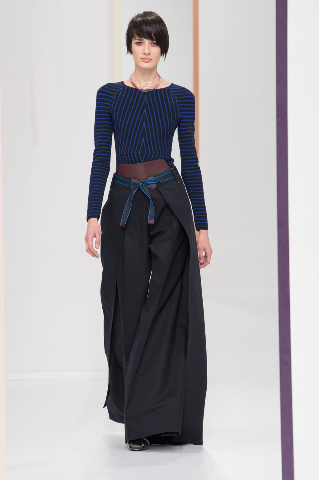 Fashion Week Paris Spring/Summer 2018 look 37 de la collection Hermès womenswear