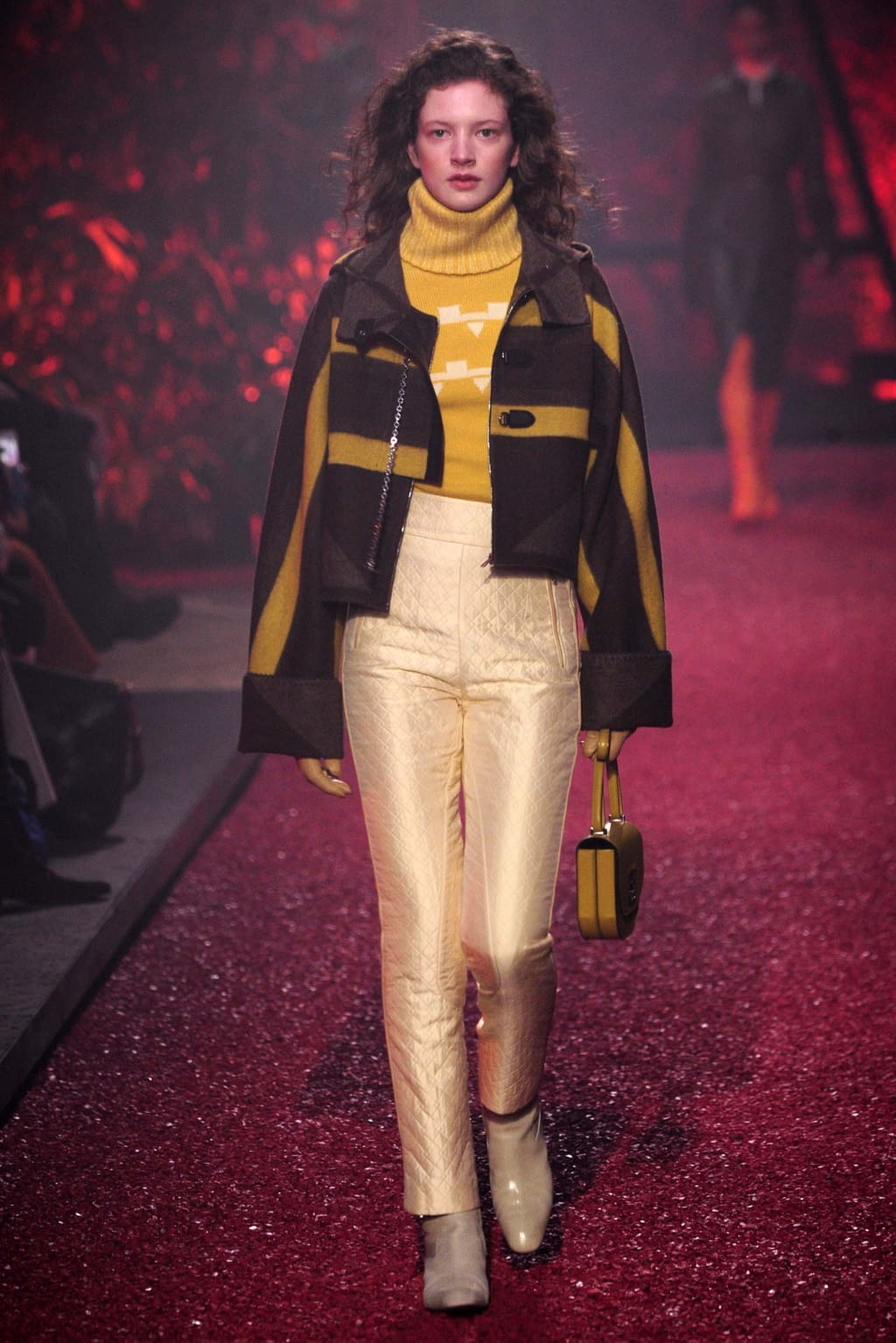 Fashion Week Paris Fall/Winter 2018 look 14 from the Hermès collection womenswear