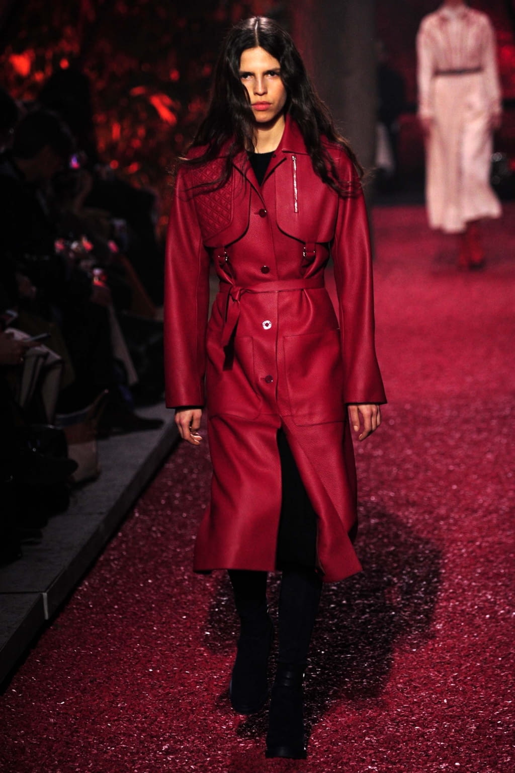 Fashion Week Paris Fall/Winter 2018 look 24 from the Hermès collection 女装