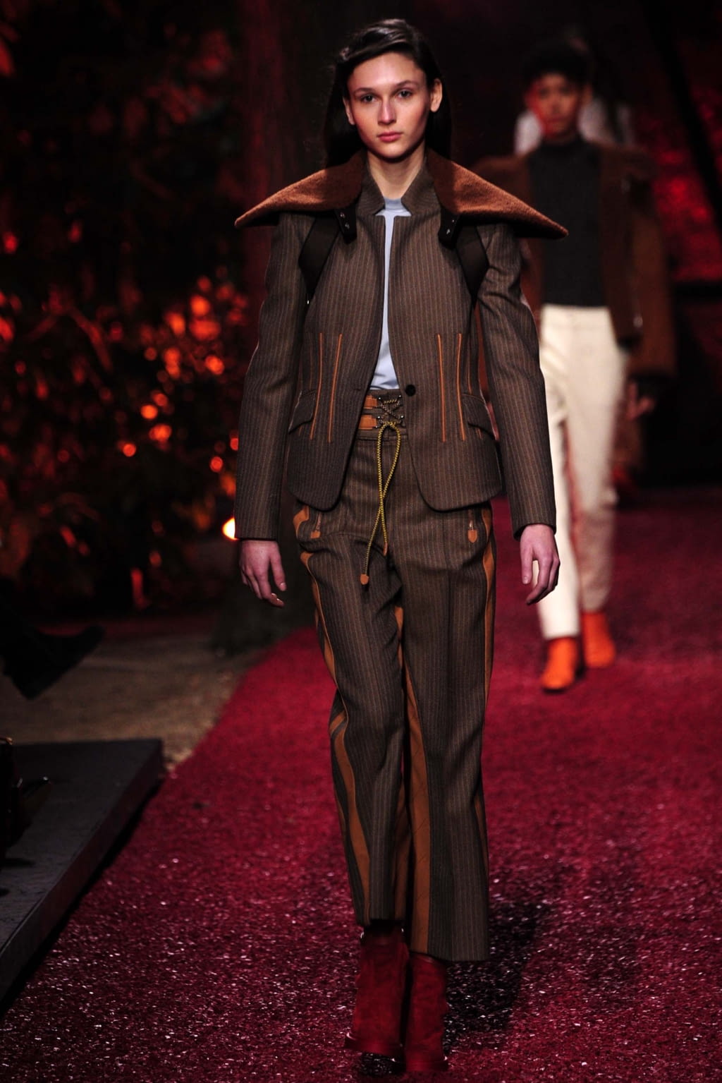 Fashion Week Paris Fall/Winter 2018 look 38 de la collection Hermès womenswear