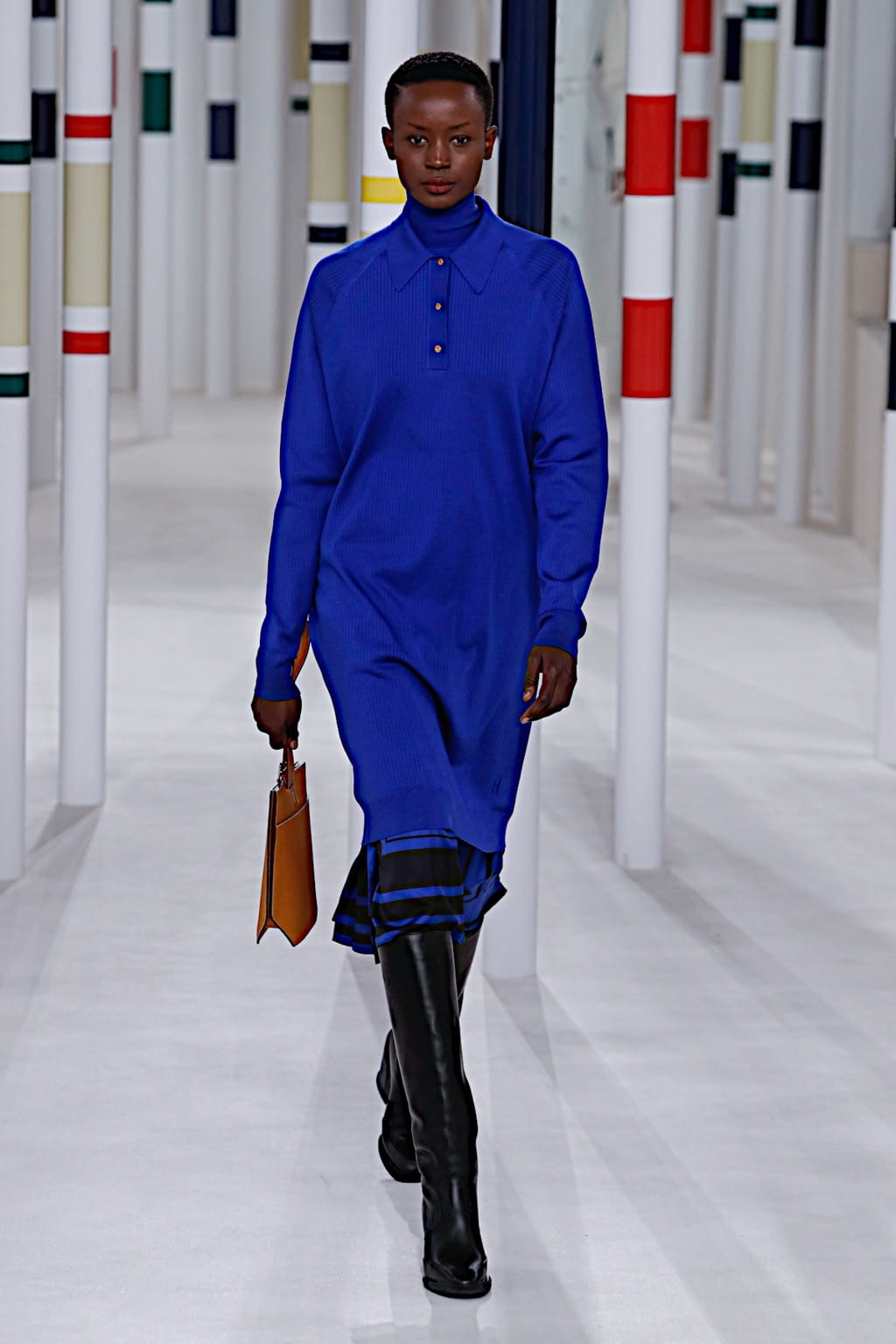 Fashion Week Paris Fall/Winter 2020 look 11 from the Hermès collection 女装
