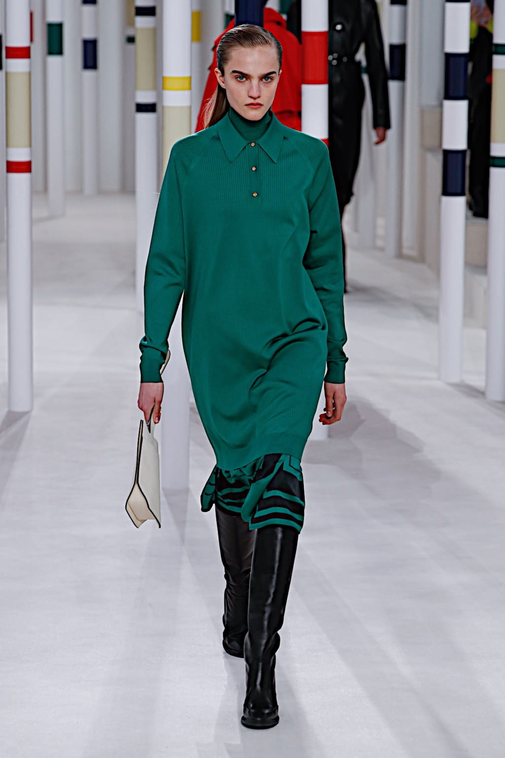 Fashion Week Paris Fall/Winter 2020 look 13 from the Hermès collection 女装