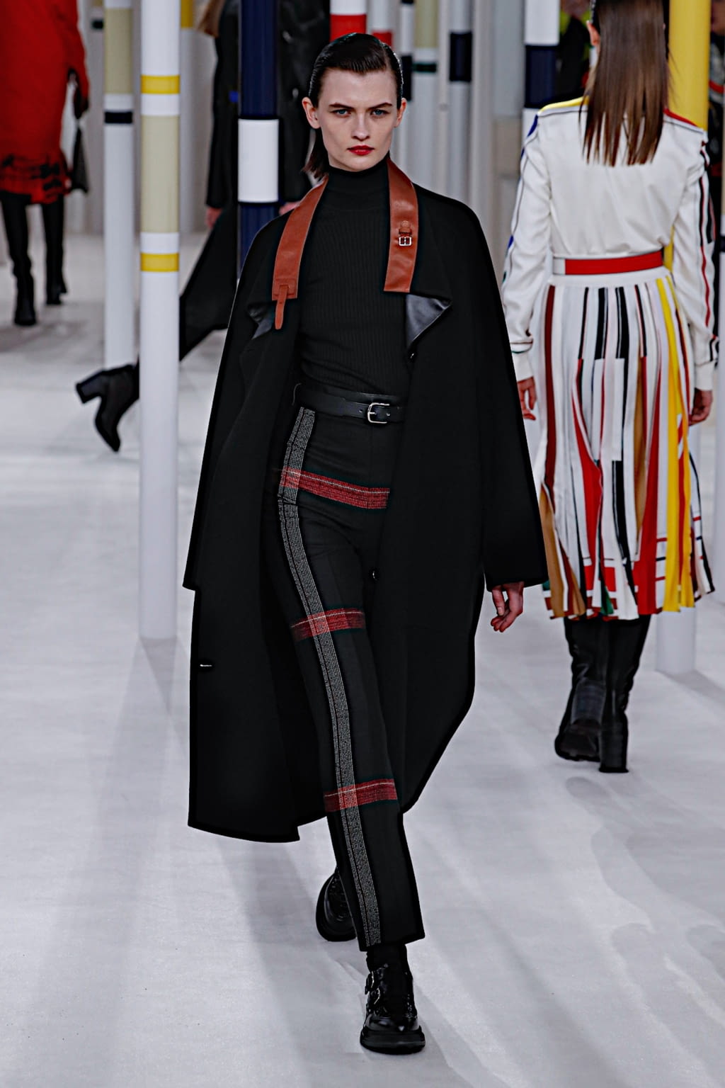 Fashion Week Paris Fall/Winter 2020 look 20 from the Hermès collection 女装