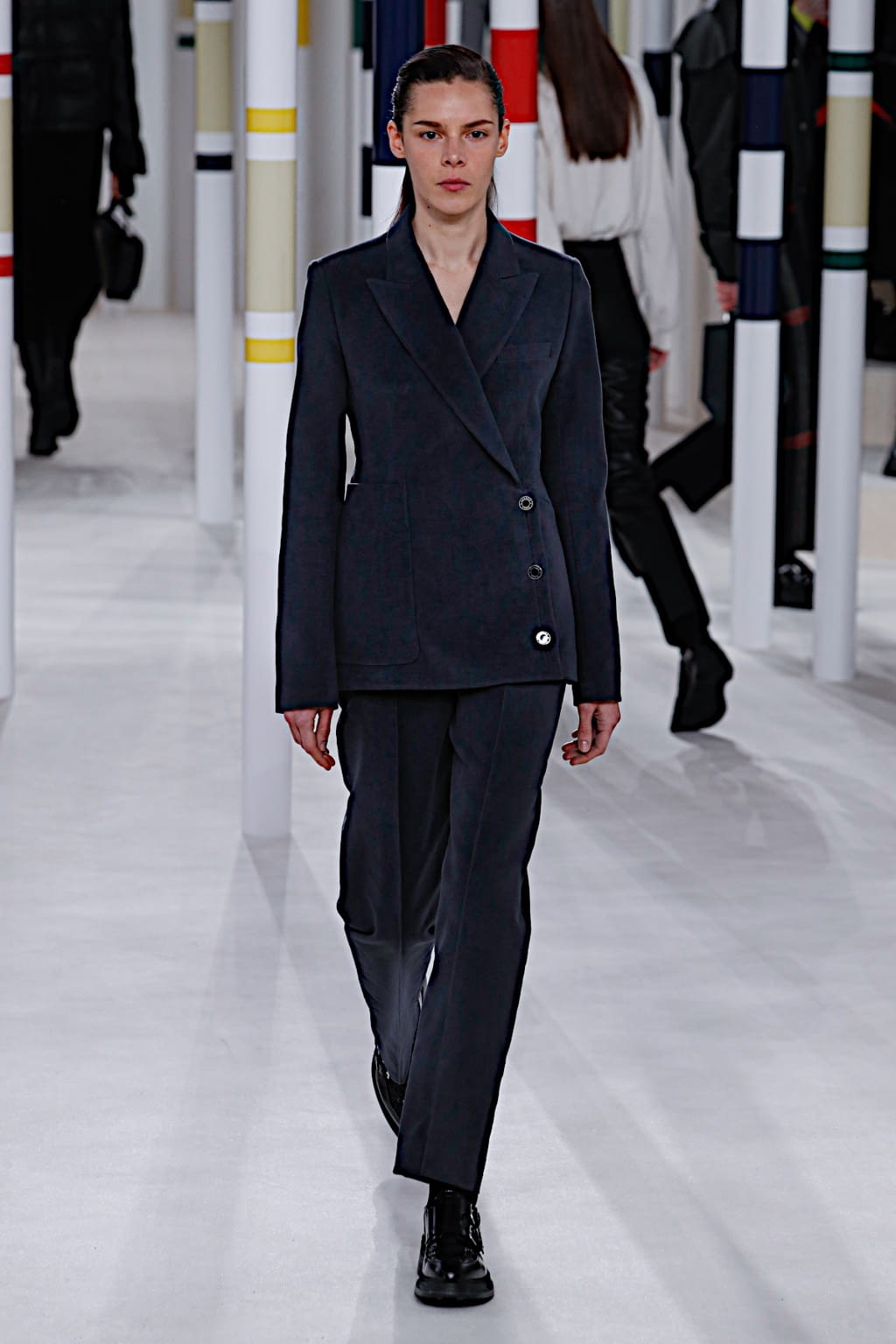 Fashion Week Paris Fall/Winter 2020 look 27 de la collection Hermès womenswear
