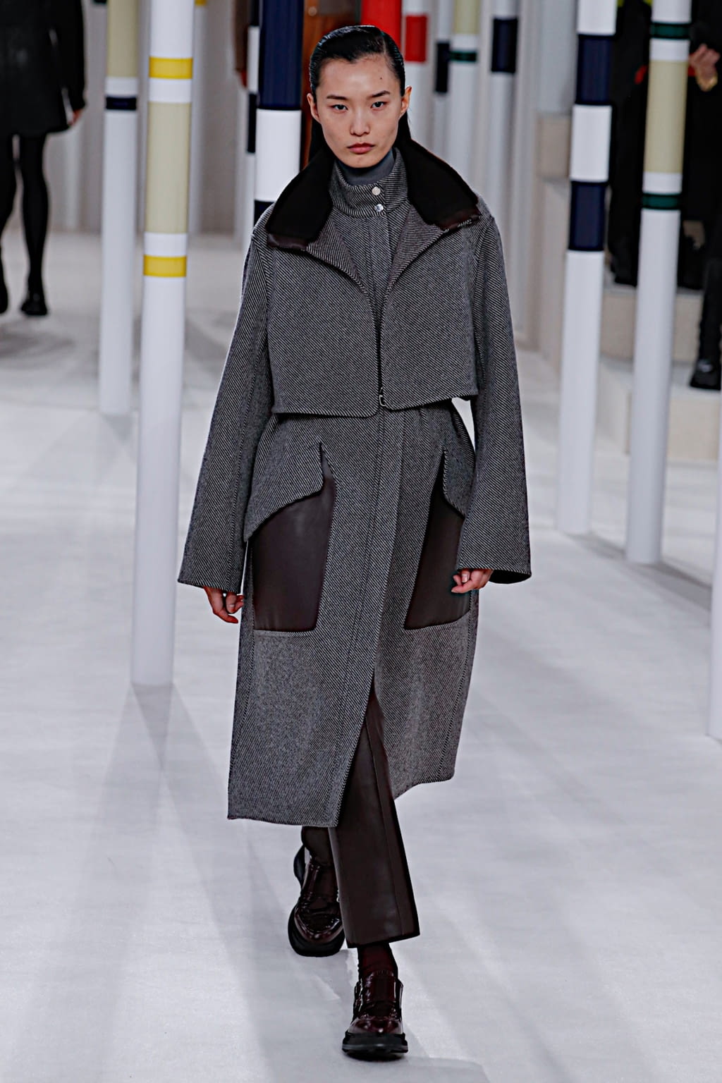 Fashion Week Paris Fall/Winter 2020 look 30 from the Hermès collection 女装