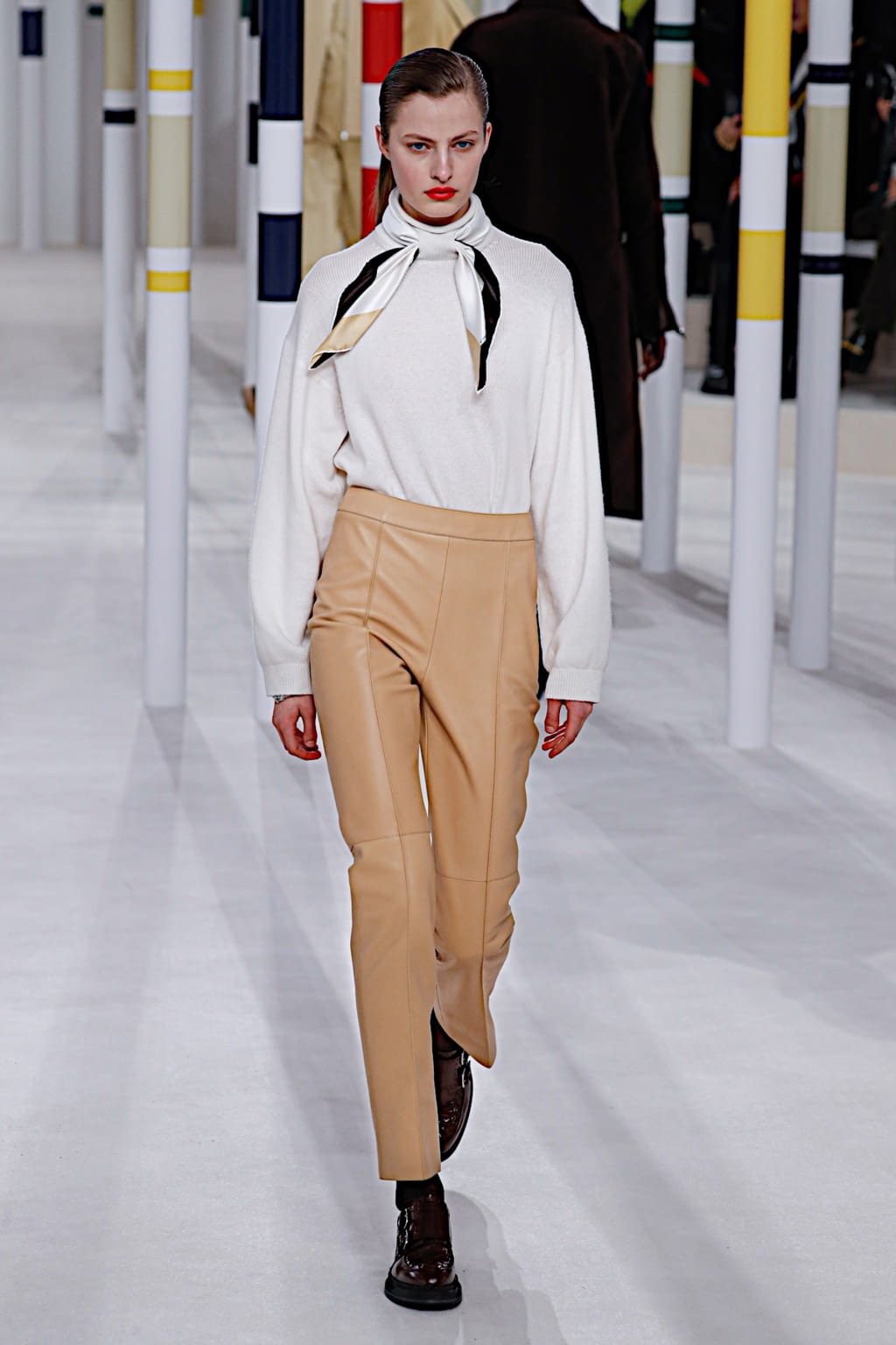 Fashion Week Paris Fall/Winter 2020 look 53 de la collection Hermès womenswear