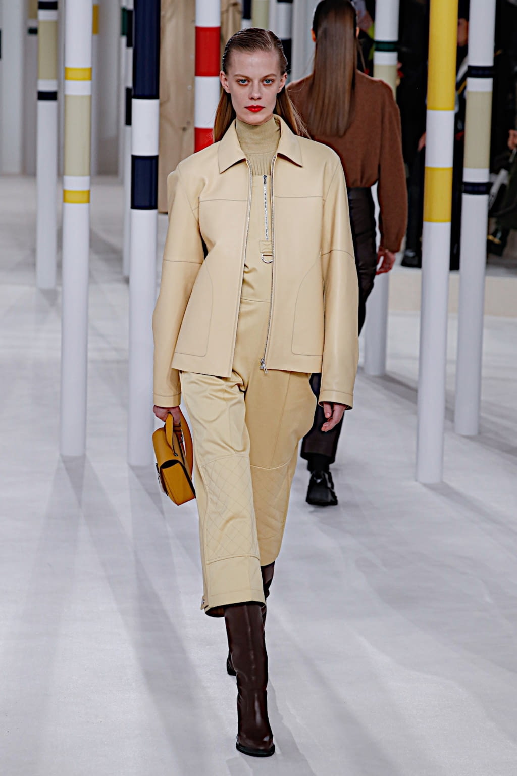 Fashion Week Paris Fall/Winter 2020 look 54 from the Hermès collection womenswear