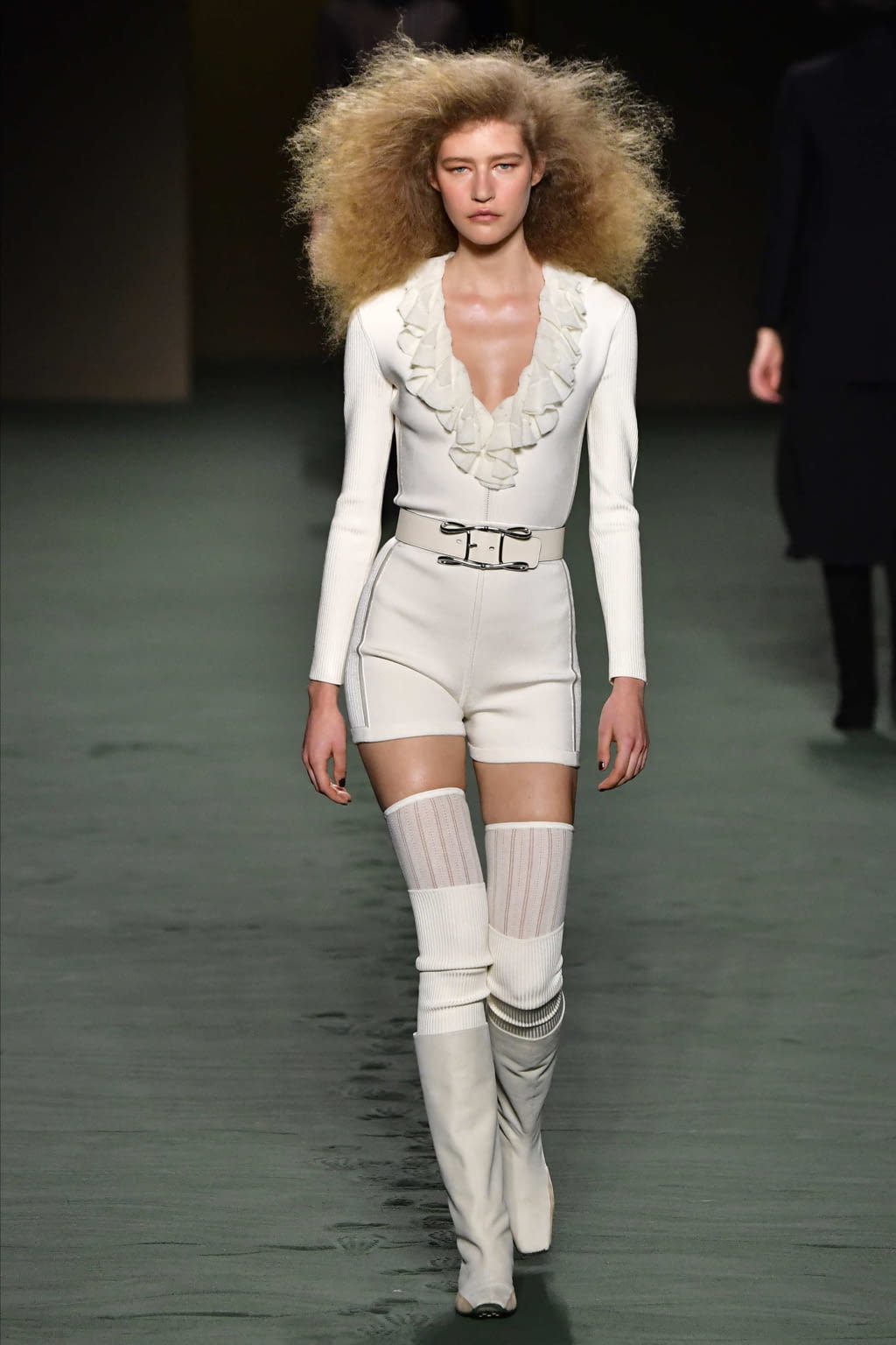 Fashion Week Paris Fall/Winter 2022 look 6 from the Hermès collection 女装