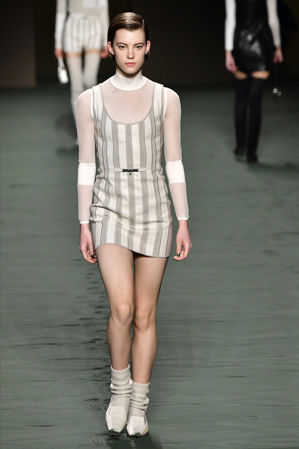 Fashion Week Paris Fall/Winter 2022 look 10 de la collection Hermès womenswear