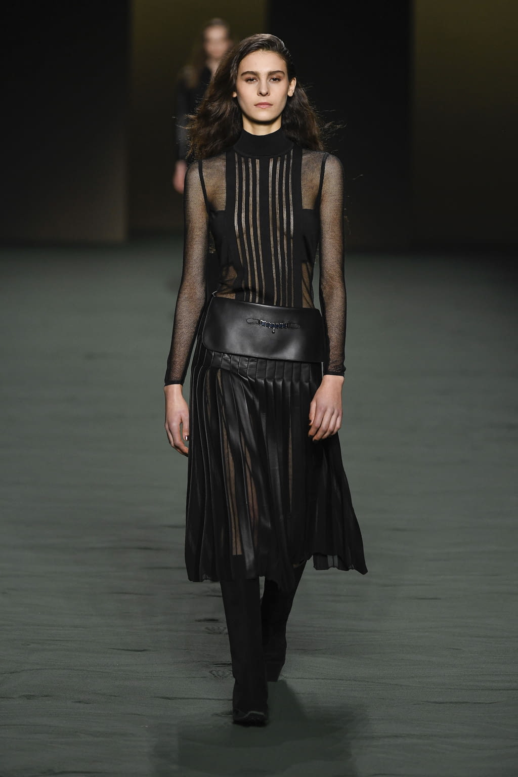 Fashion Week Paris Fall/Winter 2022 look 2 de la collection Hermès womenswear