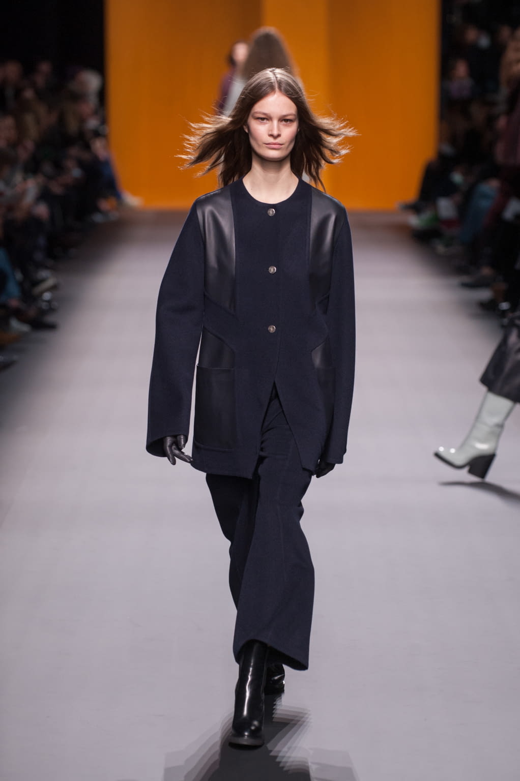 Fashion Week Paris Fall/Winter 2016 look 20 from the Hermès collection 女装
