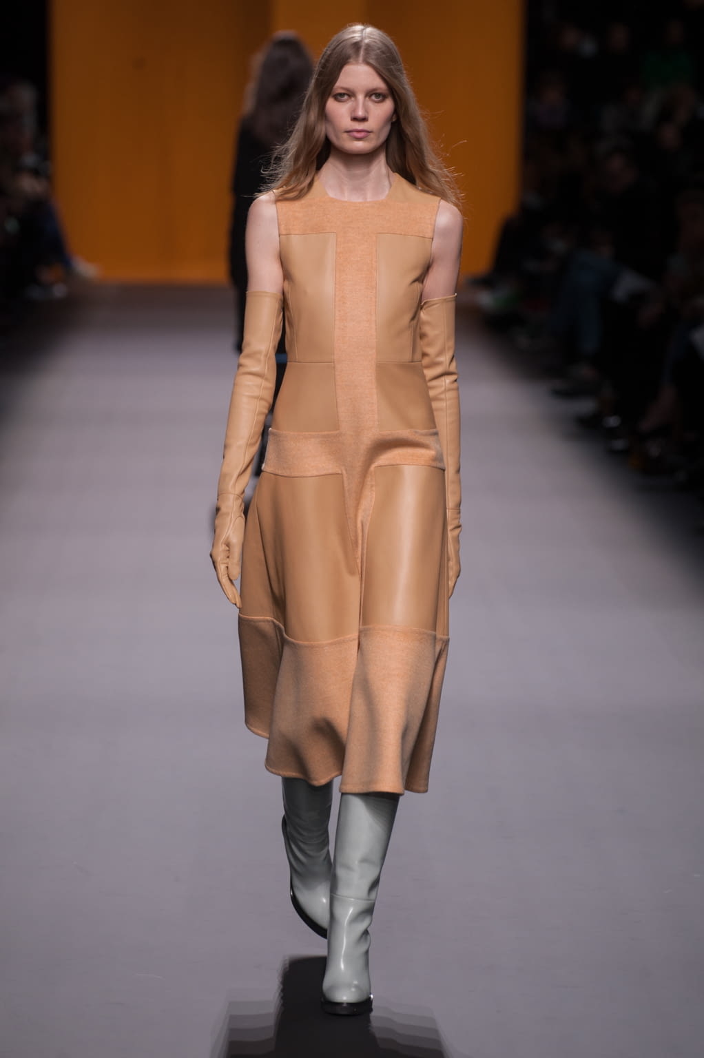 Fashion Week Paris Fall/Winter 2016 look 22 from the Hermès collection womenswear