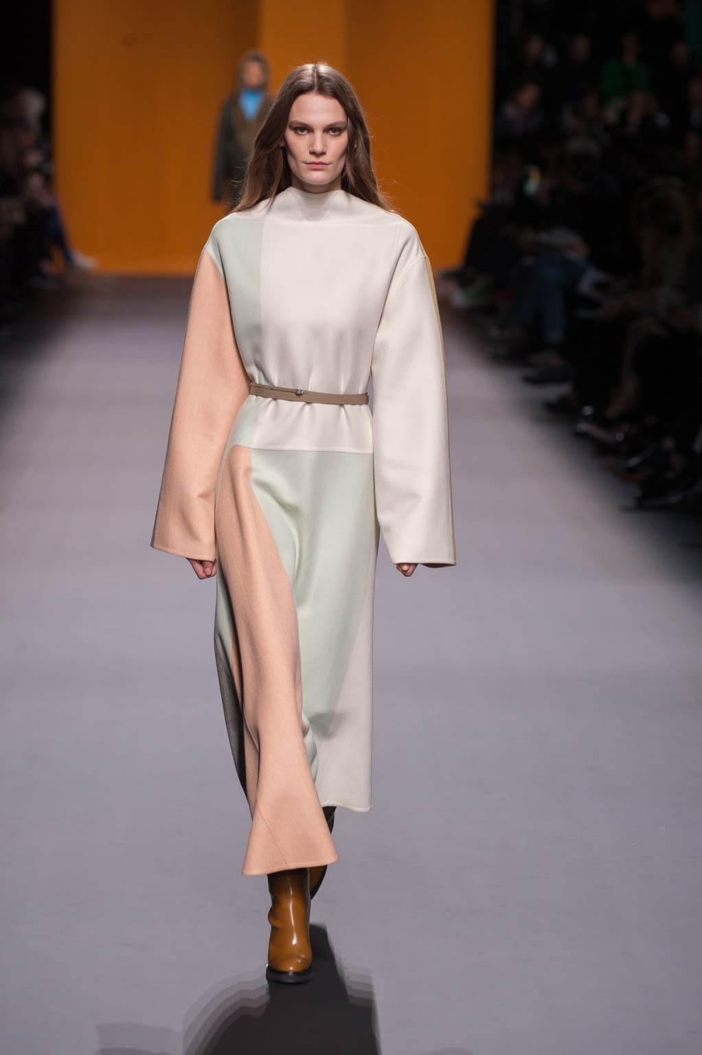Fashion Week Paris Fall/Winter 2016 look 4 from the Hermès collection 女装