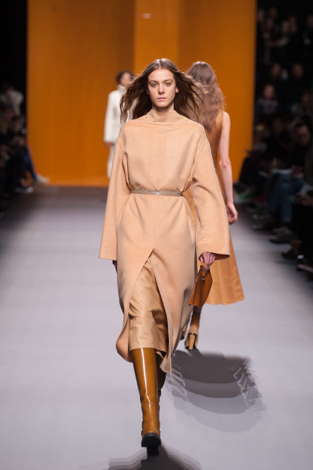 Fashion Week Paris Fall/Winter 2016 look 6 from the Hermès collection 女装