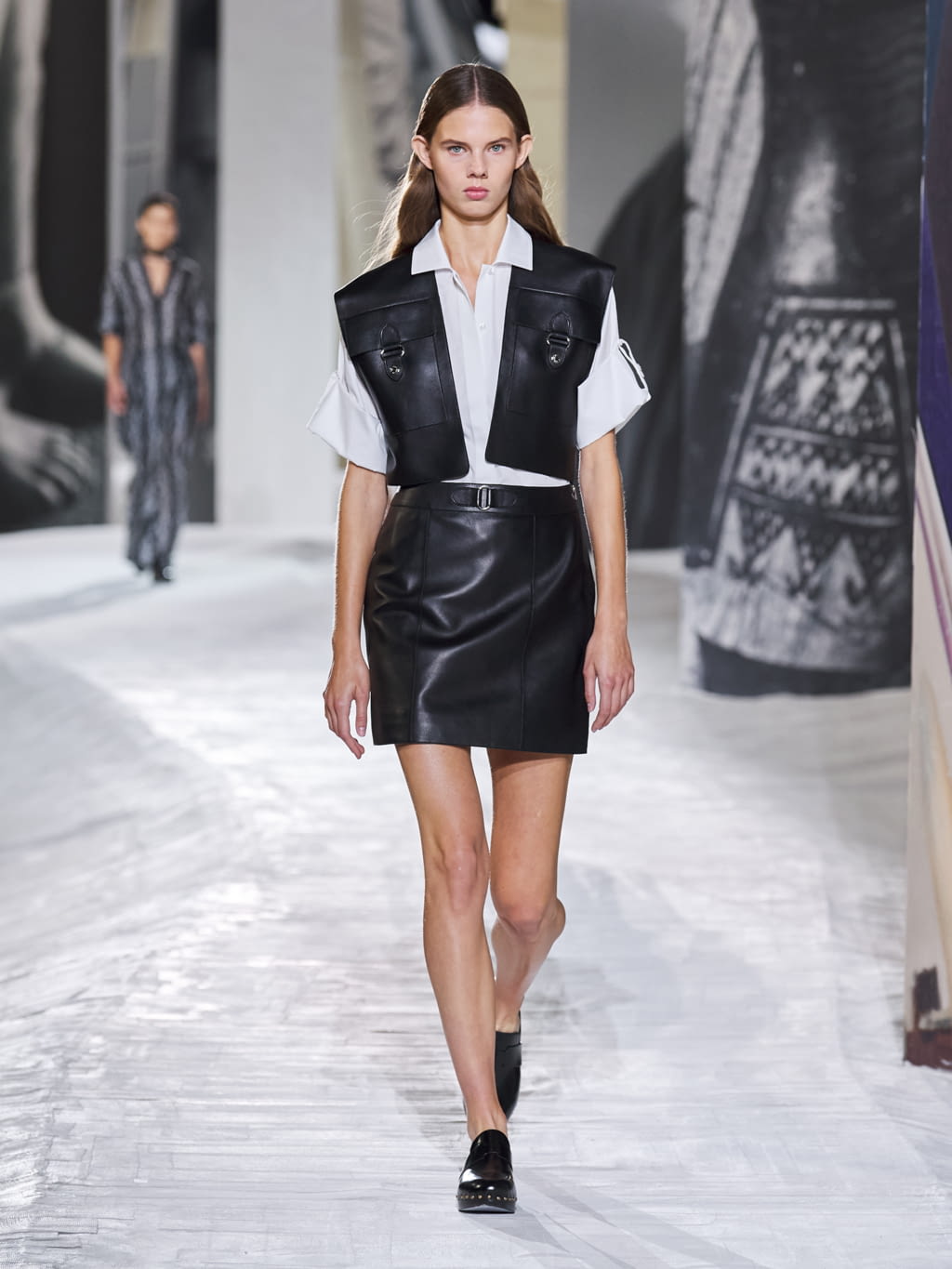 Fashion Week Paris Spring/Summer 2021 look 10 from the Hermès collection womenswear