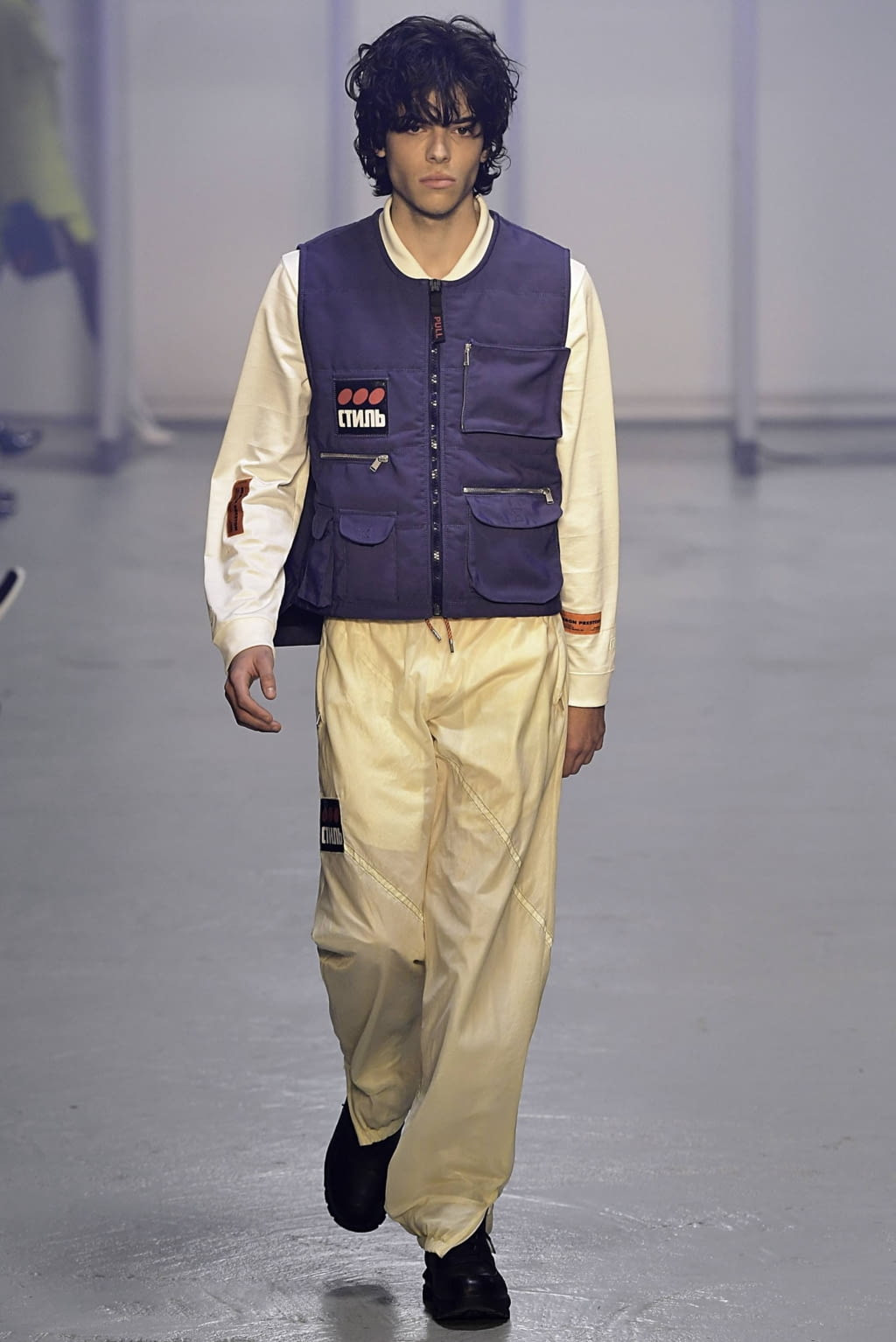 Fashion Week Paris Fall/Winter 2019 look 17 from the Heron Preston collection menswear