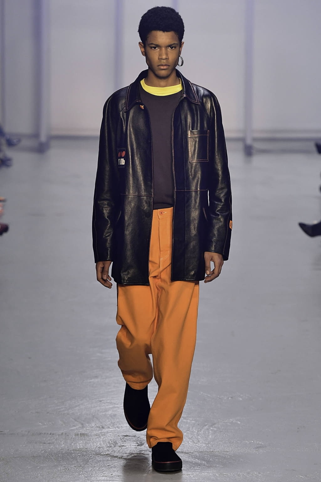 Fashion Week Paris Fall/Winter 2019 look 21 from the Heron Preston collection 男装
