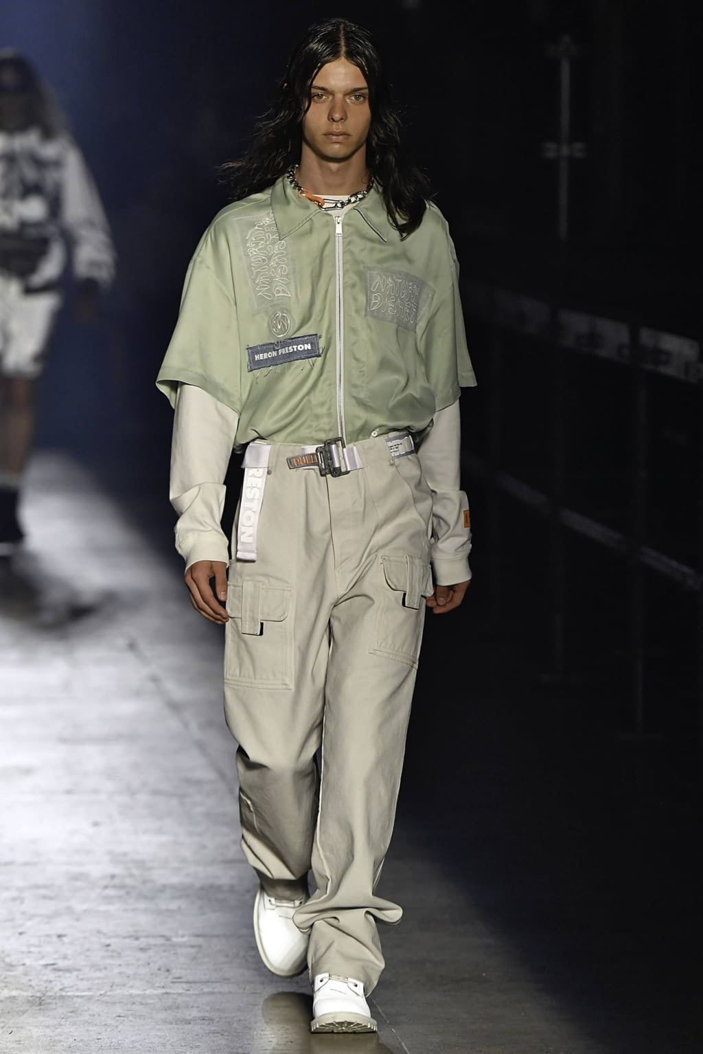 Fashion Week Paris Spring/Summer 2020 look 11 from the Heron Preston collection 男装