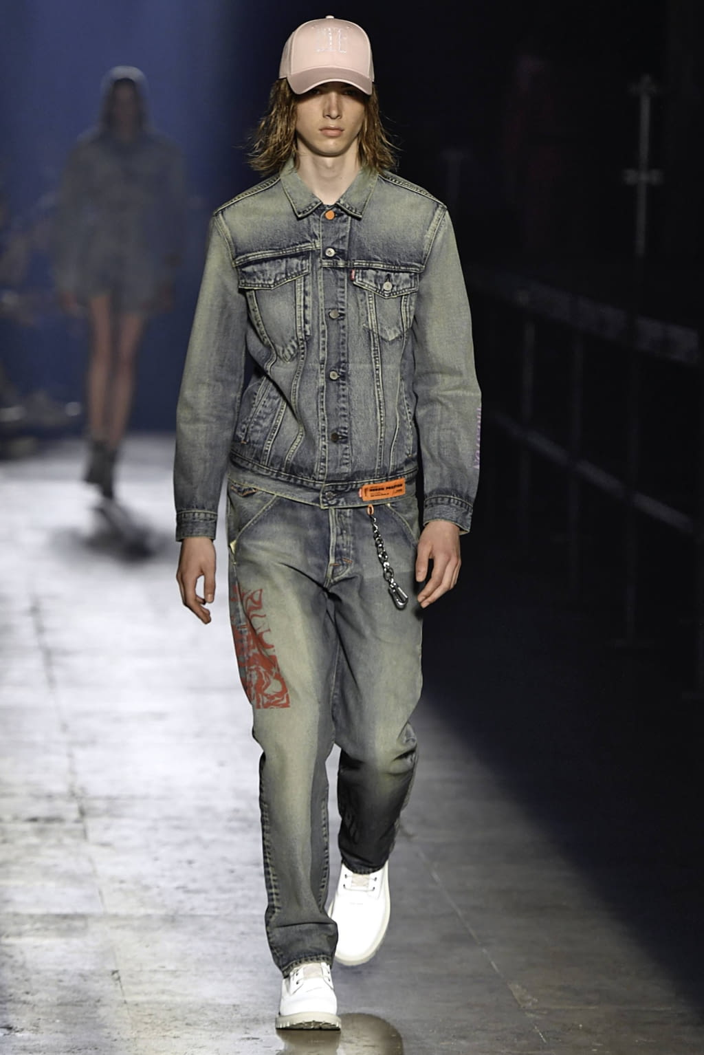 Fashion Week Paris Spring/Summer 2020 look 27 from the Heron Preston collection 男装
