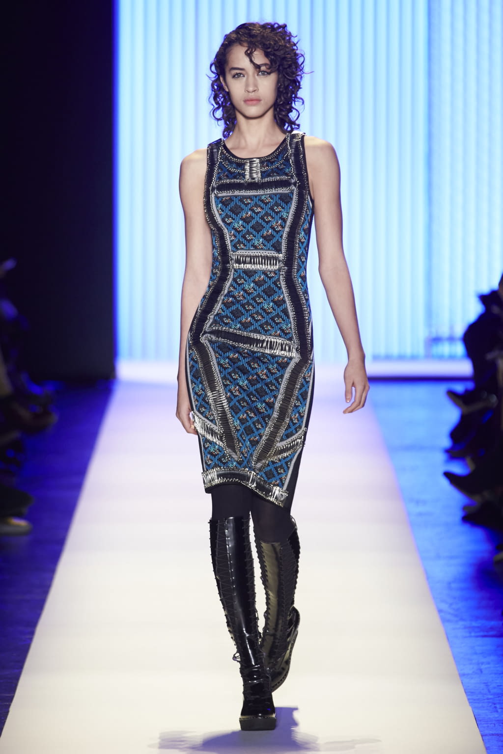 Fashion Week New York Fall/Winter 2016 look 17 from the Hervé Leger collection womenswear