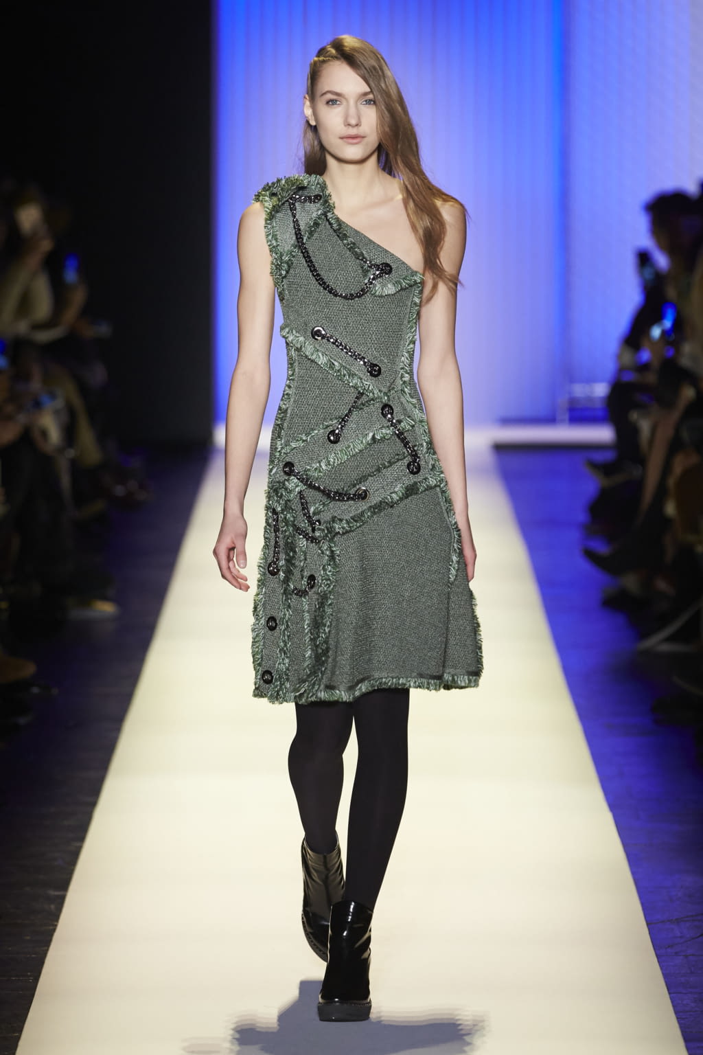Fashion Week New York Fall/Winter 2016 look 22 de la collection Hervé Leger womenswear