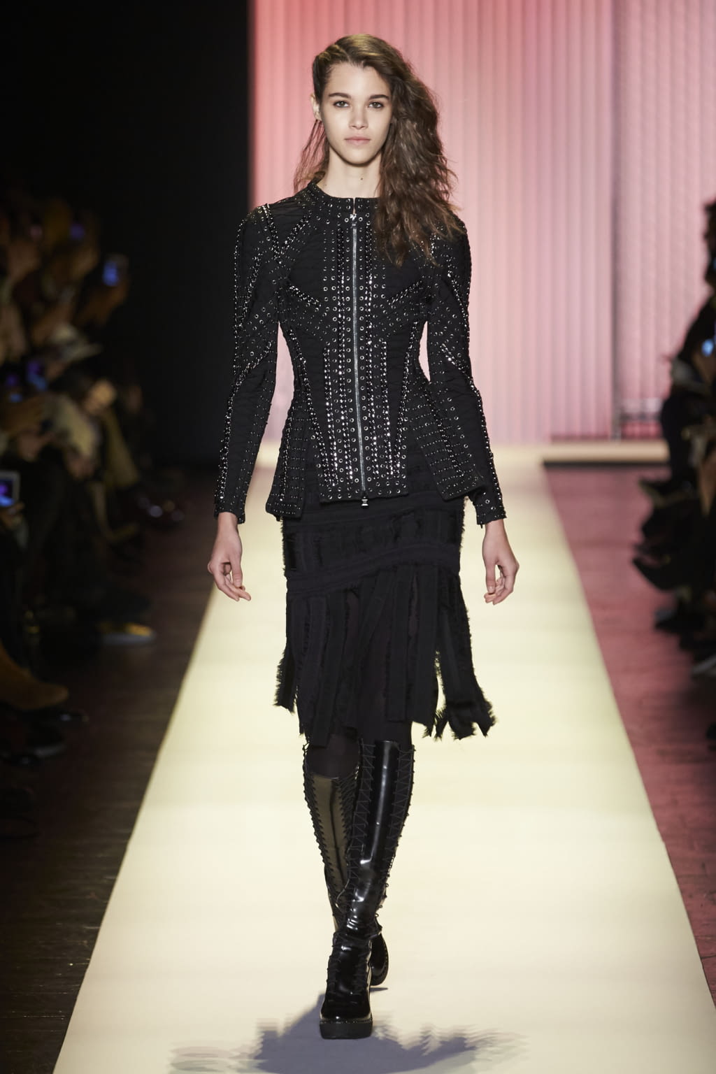 Fashion Week New York Fall/Winter 2016 look 25 de la collection Hervé Leger womenswear