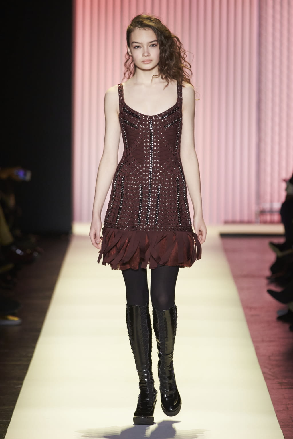 Fashion Week New York Fall/Winter 2016 look 26 de la collection Hervé Leger womenswear