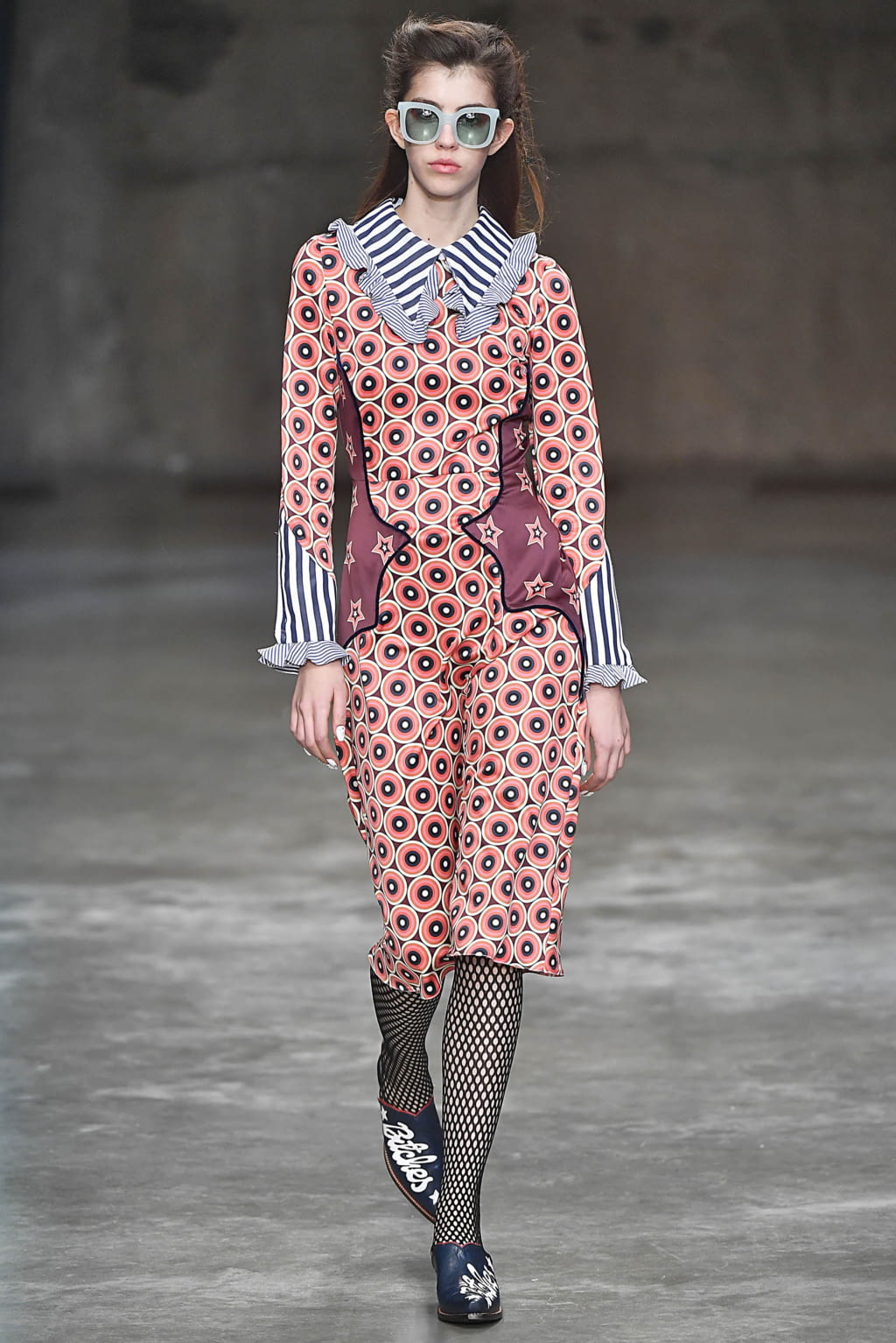 Fashion Week London Fall/Winter 2017 look 9 from the House of Holland collection womenswear