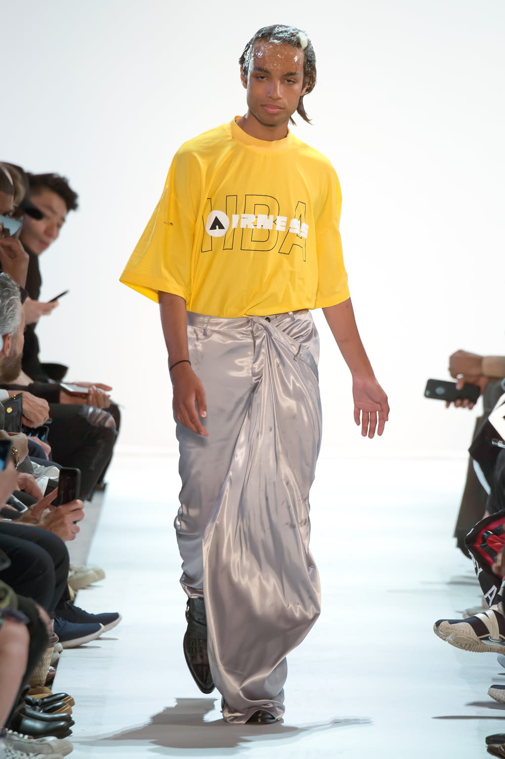 Fashion Week New York Spring/Summer 2017 look 25 from the Hood by Air collection womenswear