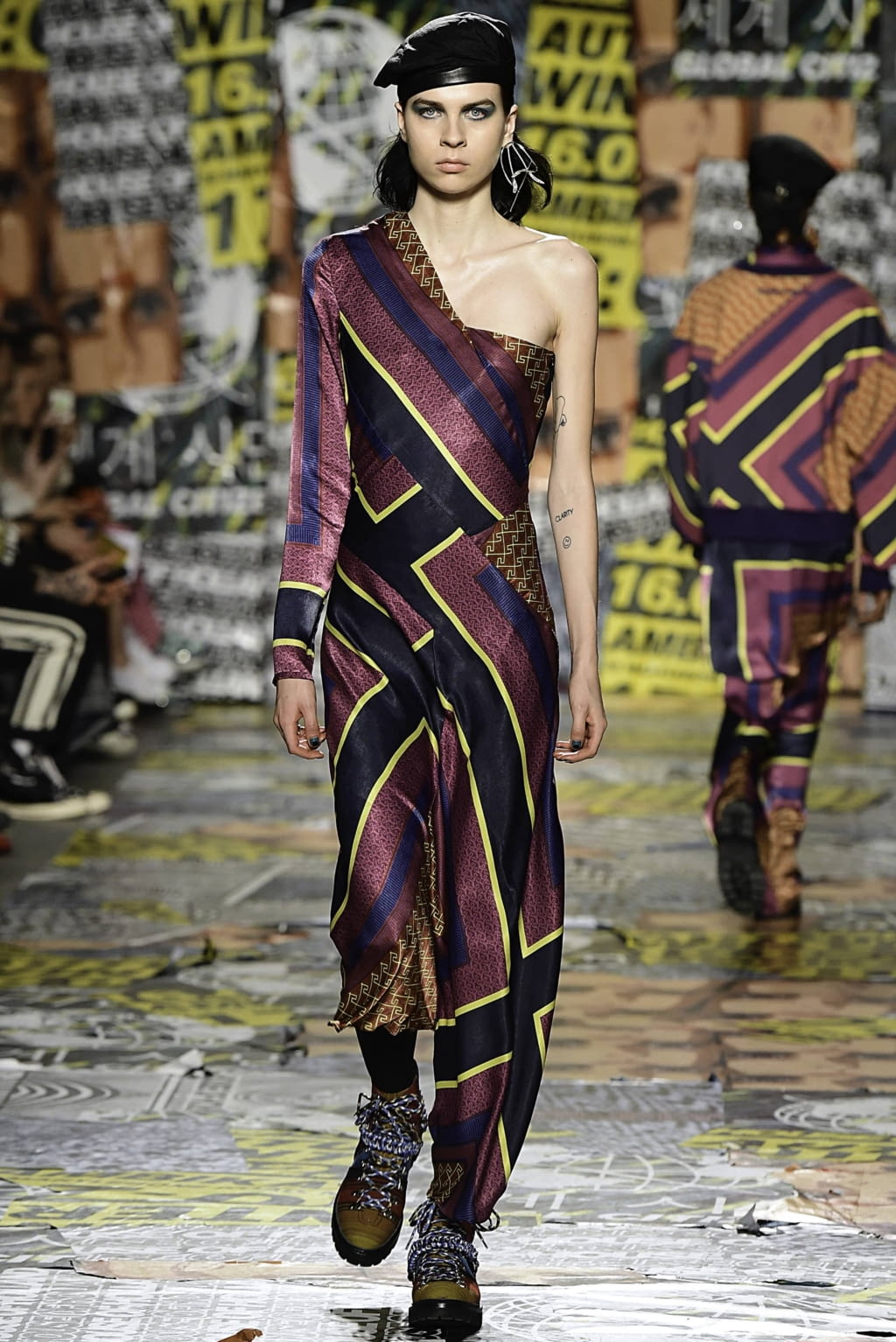 Fashion Week London Fall/Winter 2019 look 6 from the House of Holland collection womenswear