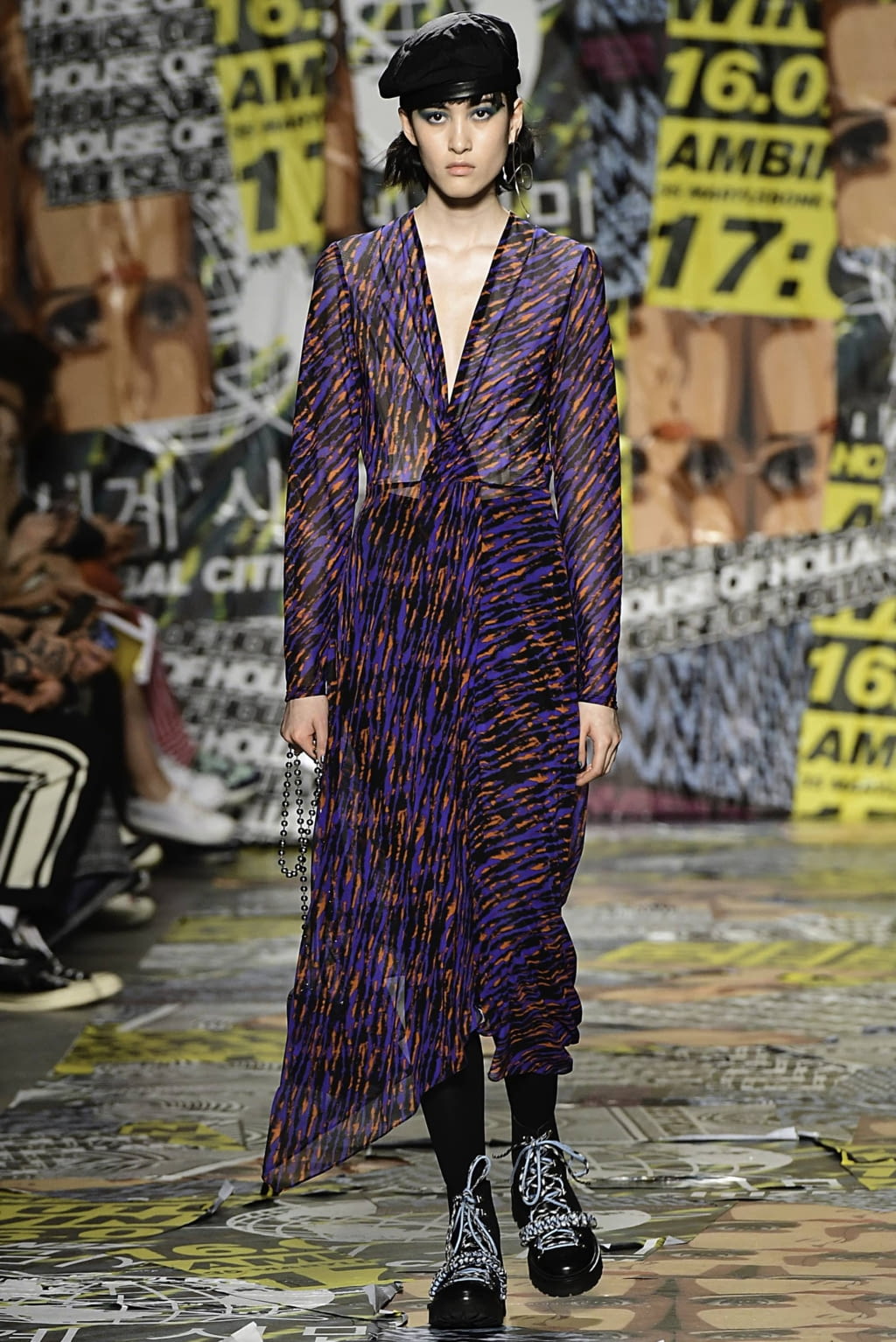 Fashion Week London Fall/Winter 2019 look 12 from the House of Holland collection 女装
