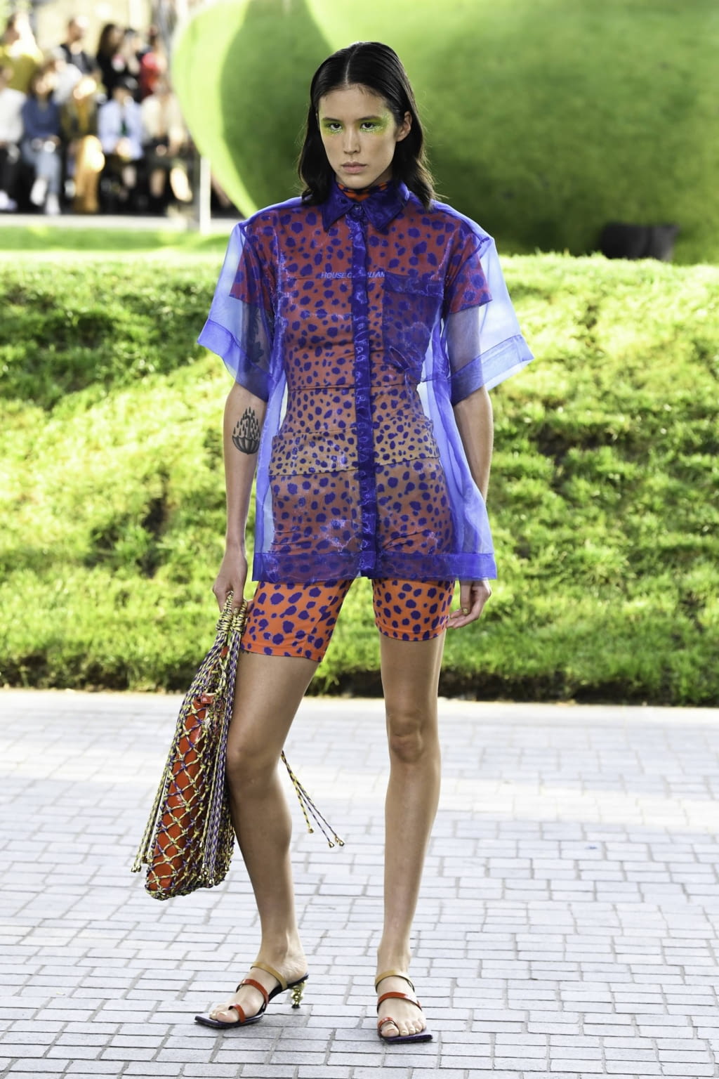 Fashion Week London Spring/Summer 2020 look 25 from the House of Holland collection 女装