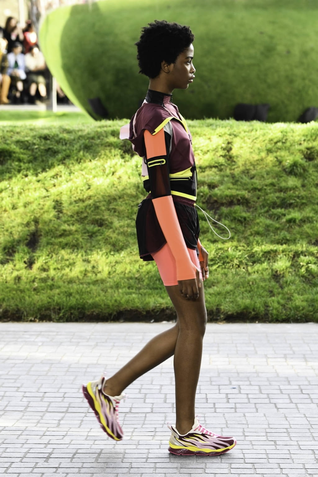 Fashion Week London Spring/Summer 2020 look 39 from the House of Holland collection womenswear
