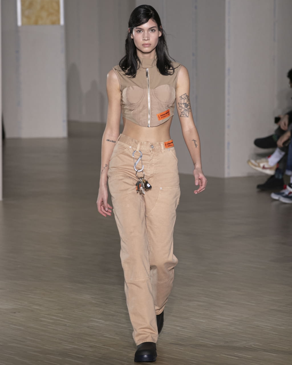 Fashion Week Paris Fall/Winter 2020 look 6 de la collection Heron Preston menswear