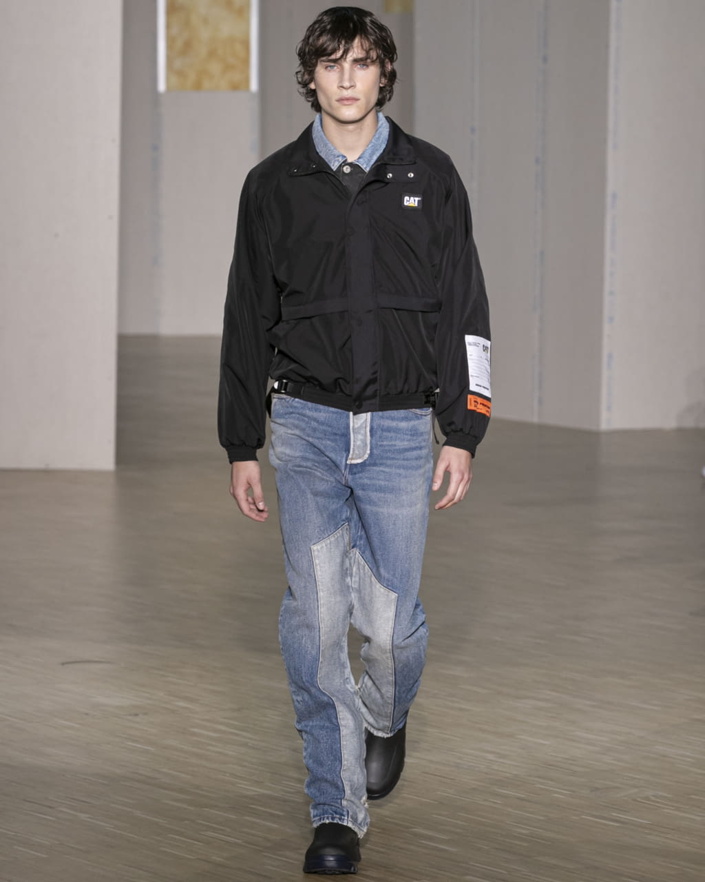 Fashion Week Paris Fall/Winter 2020 look 12 from the Heron Preston collection 男装